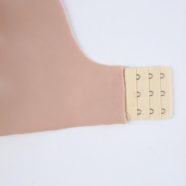 Buste faux seins silicone, style brassière