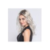 Perruque longue ondulée, une coiffure envoutante