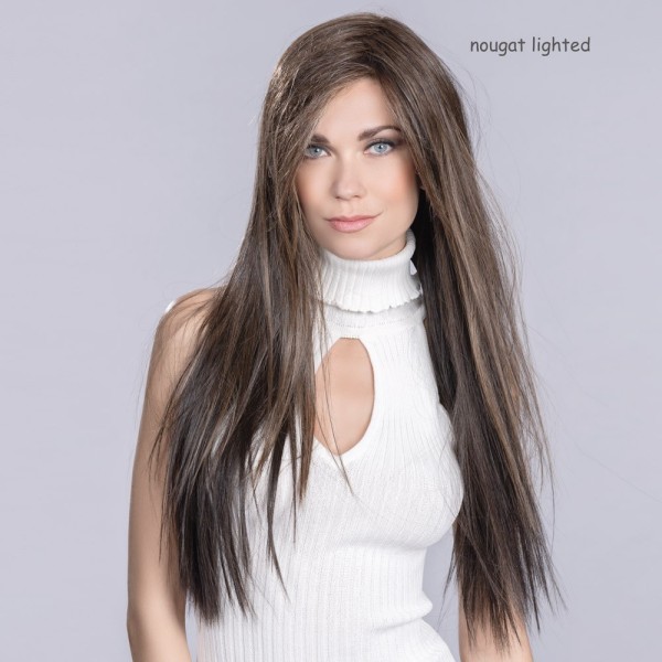 Perruque longue ultra-féminine, un look de star
