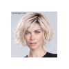 Perruque courte dégradée et effilée, une coiffure tendance 