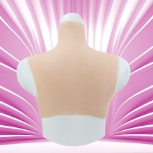 Buste faux seins, vaisseaux apparents comme une poitrine de femme