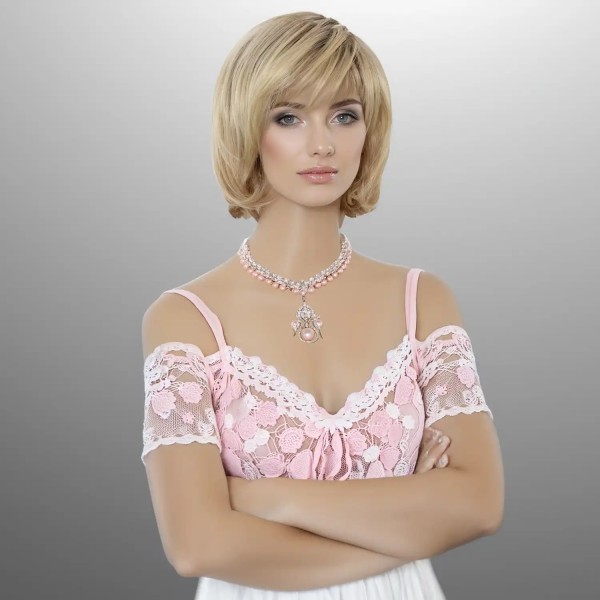Perruque coupe au carré courte, une coiffure séduisante