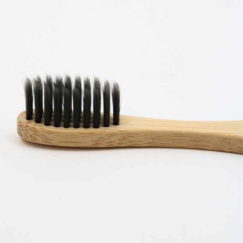 Brosse à Dents Ultra Douce en Bambou au Charbon Actif Cosmétique naturel