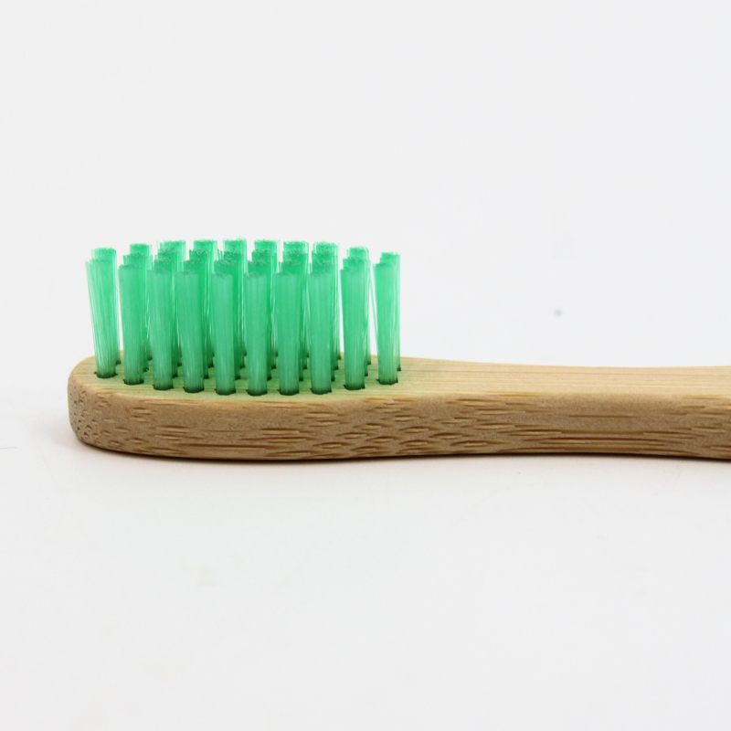 Brosse à Dents Douce en Bambou Verte Cosmétique naturel