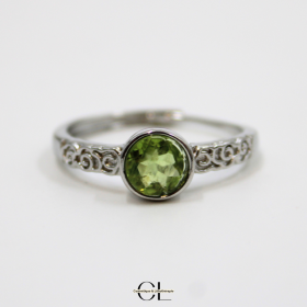 Bague en cuivre blanc ajustable facetté Péridot AA Lithothérapie