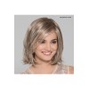 Perruque mi longue, coupe au carré, une coiffure tendance