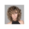 Perruque bouclée, une coiffure glamour et somptueuse