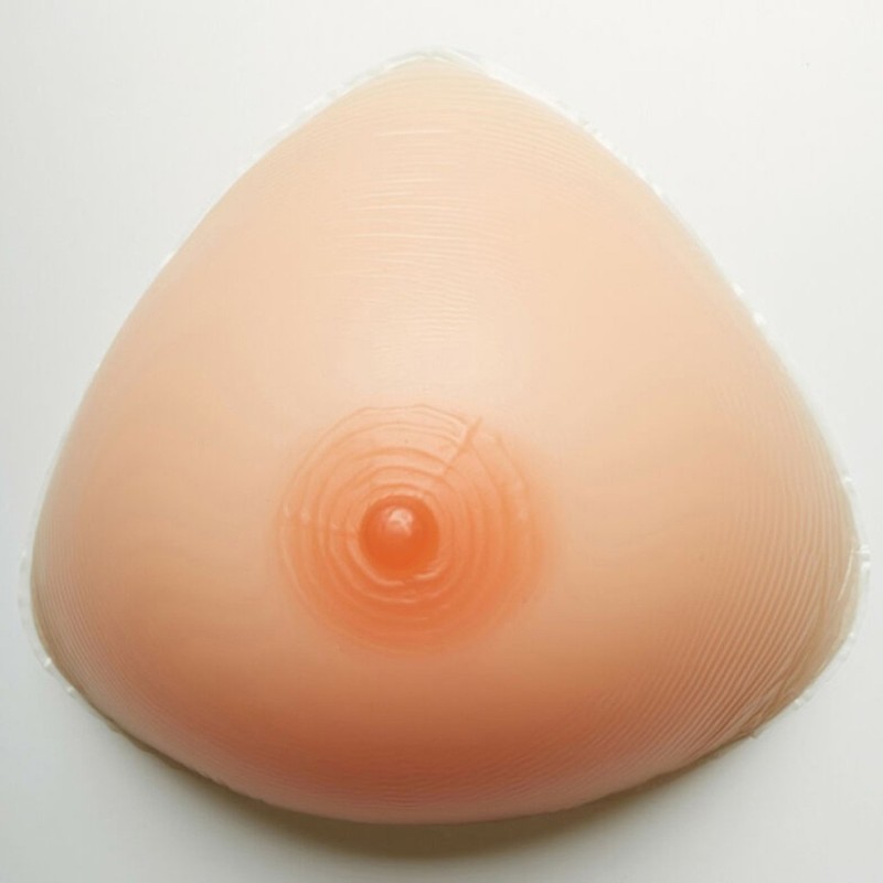 Faux seins silicone, forme triangle