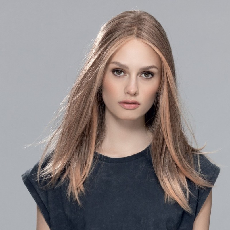 Perruque mi longue monofilament, un look tendance 