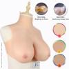 Buste gros seins en silicone, col haut