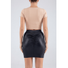 Jupe courte noire Kyra avec zip fonctionnel sur le côté  Be lily Mode