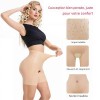 Fausses fesses et hanches pour une silhouette féminine parfaite